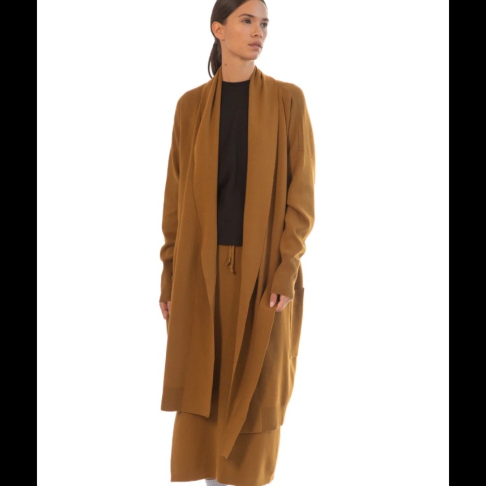 Gorgeous long cardigan